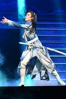 人気画像8位は「『HiGH&LOW THE 戦国』いざ出陣　片寄涼太、RIKU、藤原樹、浦川翔平が語った見どころは」より、水美舞斗。