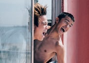 「i ai」より。(c)STUDIO BLUE