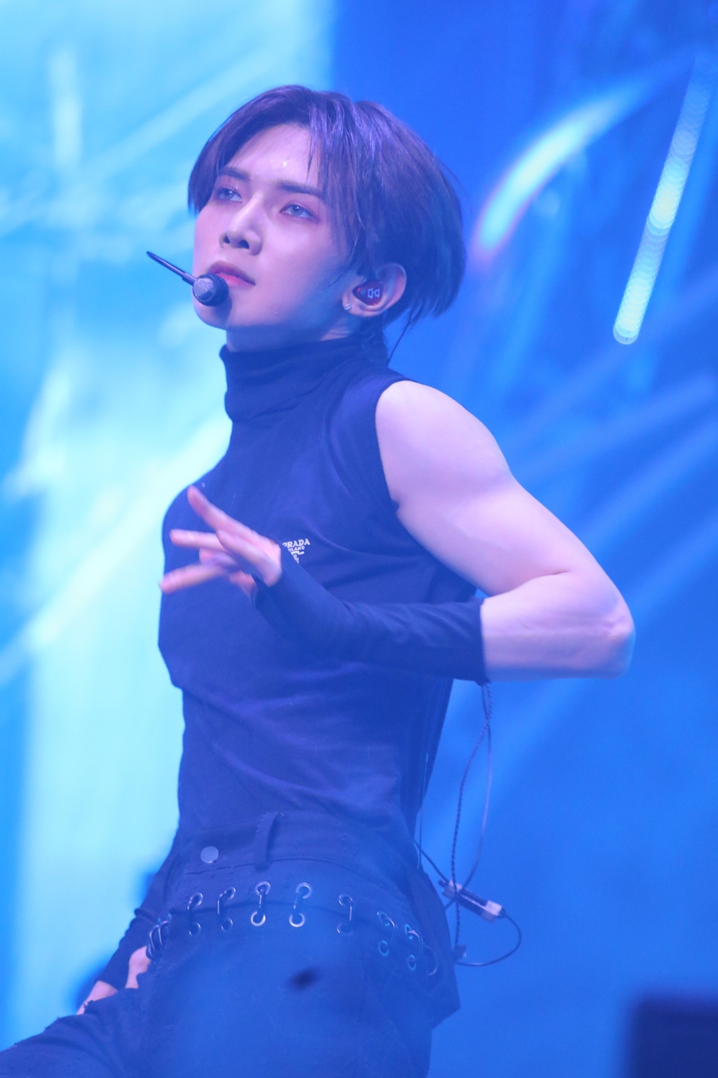 ヨサン (c)KQ Entertainment
