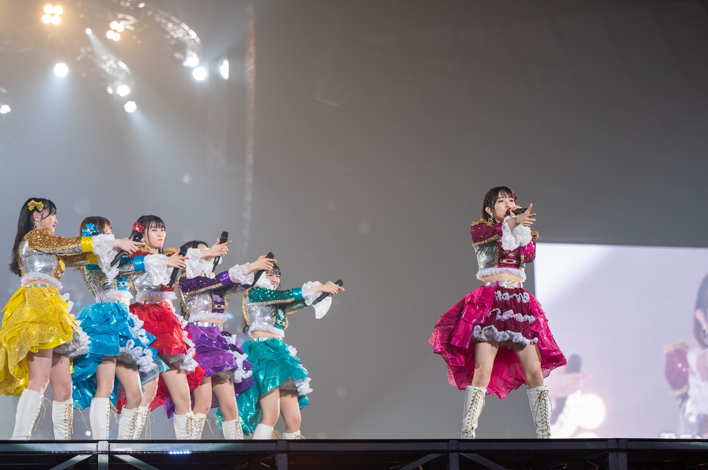 「行くぜ！超ときめき♡宣伝部 at 横浜アリーナ！～隣はきみって決めてるの～」2日目公演の様子。