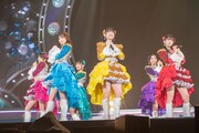 「行くぜ！超ときめき♡宣伝部 at 横浜アリーナ！～隣はきみって決めてるの～」2日目公演の様子。