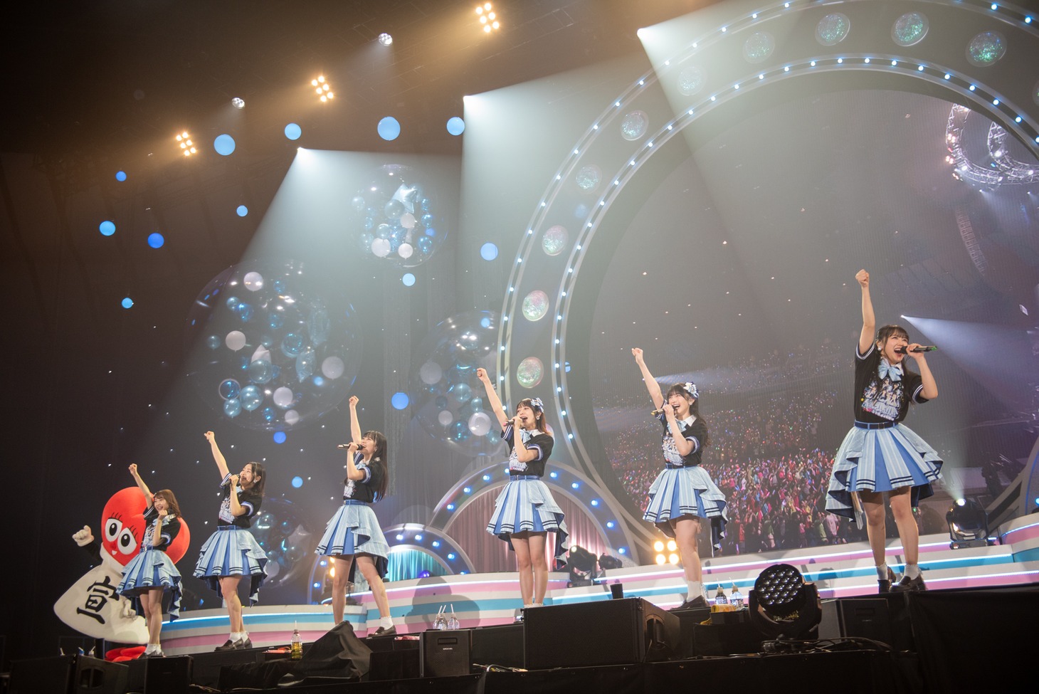 「行くぜ！超ときめき♡宣伝部 at 横浜アリーナ！～隣はきみって決めてるの～」2日目公演の様子。