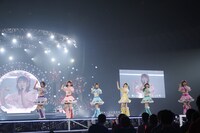 「行くぜ！超ときめき♡宣伝部 at 横浜アリーナ！～隣はきみって決めてるの～」初日公演の様子。（提供：エイベックス）