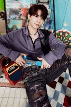 藤牧京介（INI）