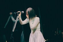 阿部真央（撮影：後藤壮太郎）