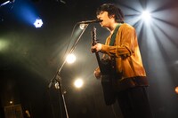 崎山蒼志（Photo by MAYUMI）