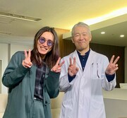 左から安田章大、清水研氏。（写真提供：NHK）