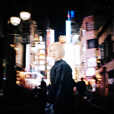 下舘夏希「飛ぶんだ夜に」ジャケット