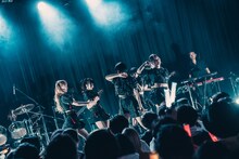 NARLOW新体制楽曲お披露目単独公演「鼓動」の様子。