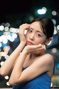 櫻井優衣の1st写真集「YUi」より。(撮影:佐藤佑一)