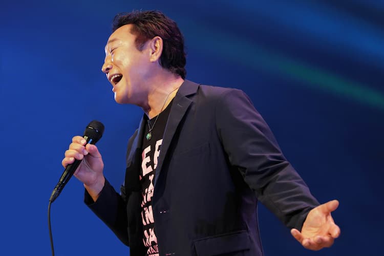 杉山清貴40周年ツアーの東京公演がソフト化、ライブCDも付いてくる 