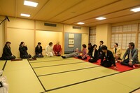 「クイズ！先生芸能人No.1決定戦」の様子。(c)MBS