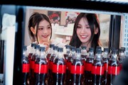 CM「コカ・コーラ ゼロ 選ぼう。コークゼロの美味しさを。」編のメイキングカット。