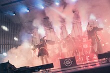 「INUWASI 4th Anniversary Live〝 狗野音 〟」の様子。（撮影：真島洸）