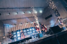 「INUWASI 4th Anniversary Live〝 狗野音 〟」の様子。（撮影：真島洸）