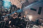 「INUWASI 4th Anniversary Live〝 狗野音 〟」の様子。(撮影:真島洸)