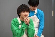 順位発表を待つタクヤ。