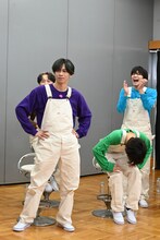 立ち上がるリョウガ。