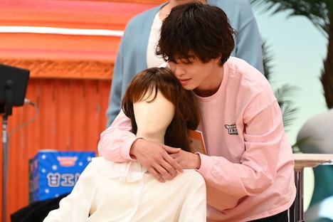 タクヤ（超特急）の胸キュンチャレンジの様子。