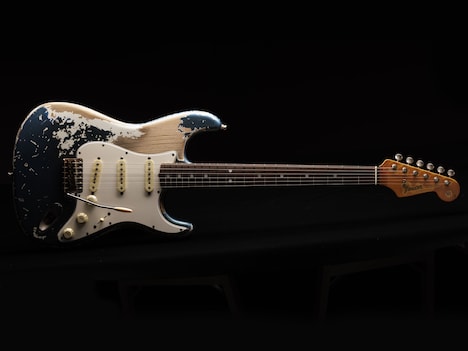「Kyle McMillin Masterbuilt Takashi Kato 1965 Stratocaster(R) Ultimate Relic(R) "RYUBOKU"」