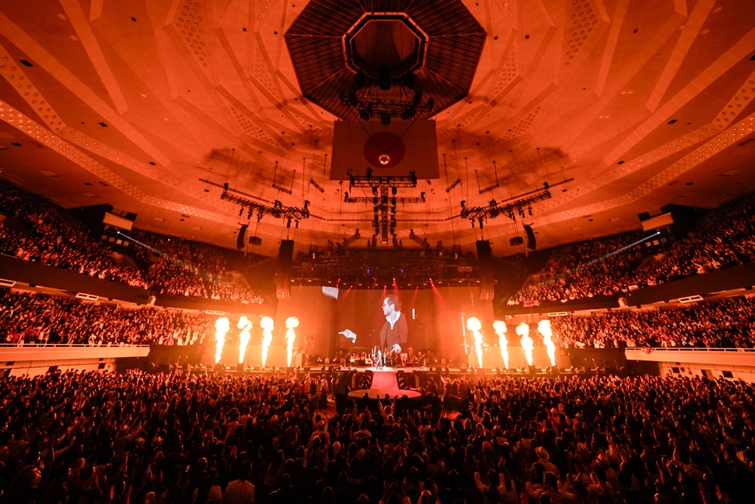 「～Welcome to Rock'n'Roll～ EIKICHI YAZAWA 150times in Budokan」より。（Photo by HIRO KIMURA）