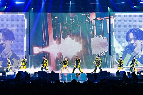 「FANTASTICS LIVE TOUR 2024 "INTERSTELLATIC FANTASTIC”」（撮影：木下マリ）