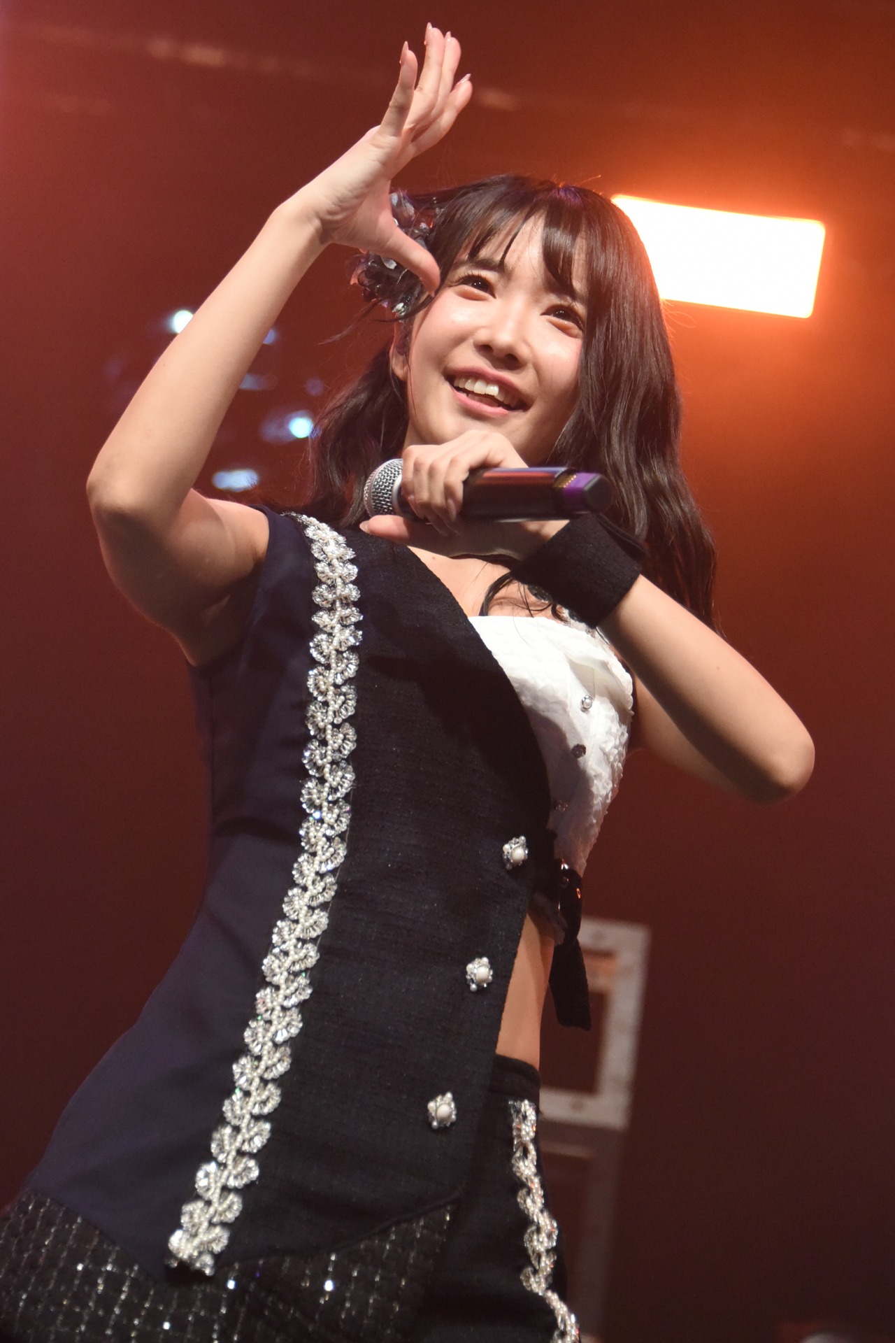 天羽希純