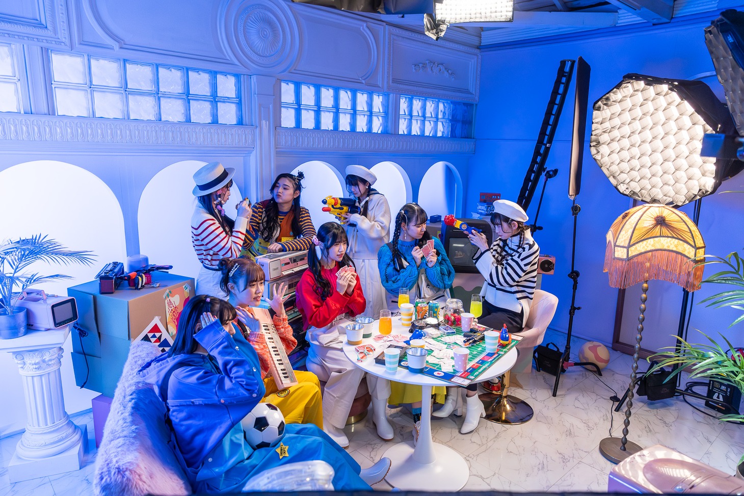 いぎなり東北産「沼れ！マイラバー」ミュージックビデオのメイキング写真。