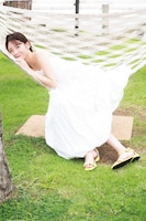 櫻井優衣の1st写真集「YUi」楽天ブックス限定版バックカバー。（撮影：佐藤佑一）