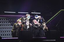 いれいす初の日本武道館ライブ「Irregular Dice」の様子。（撮影：北島）