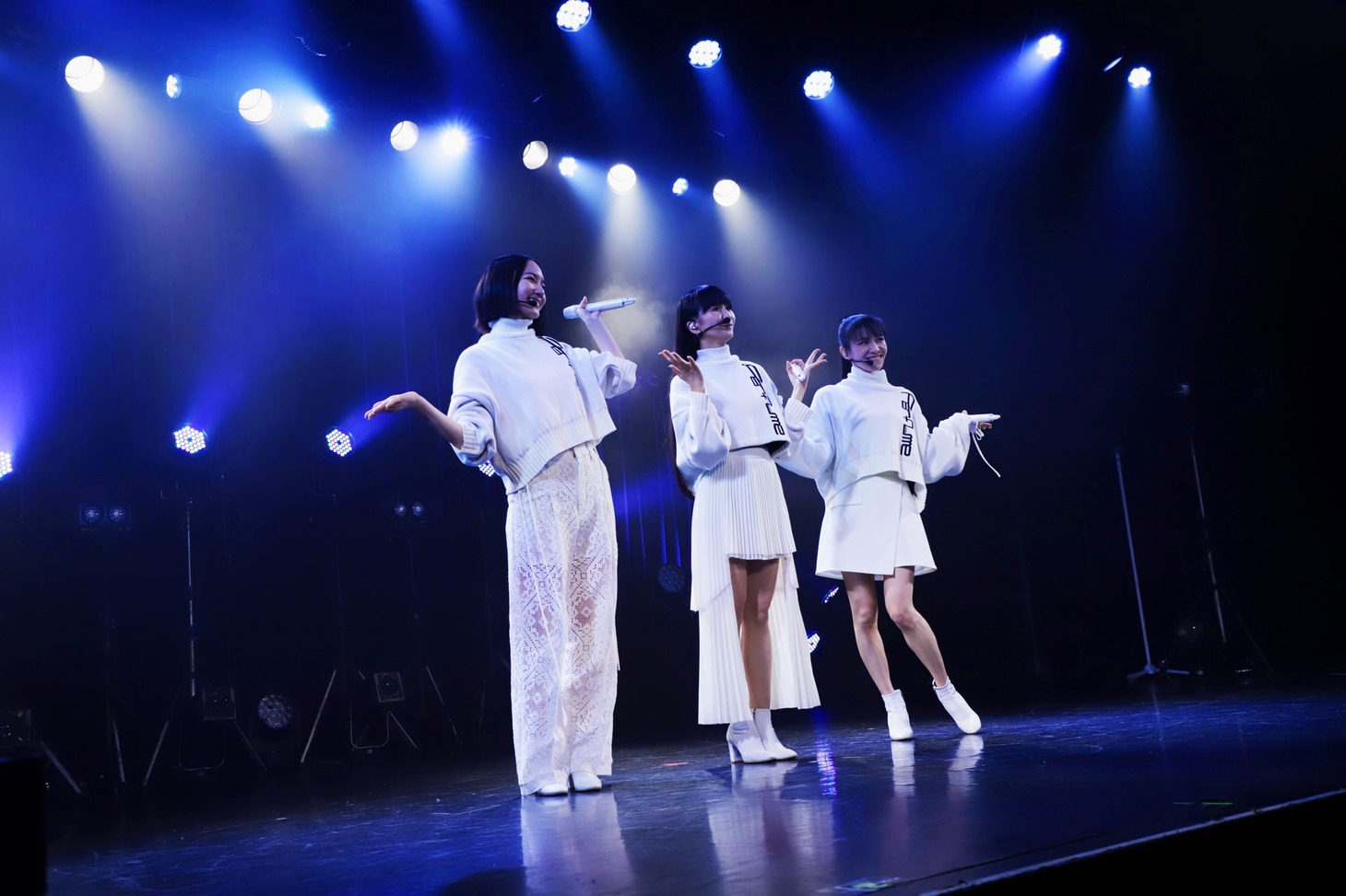 「Perfume P.T.A.発足 16周年へのカウントダウン 猛者だけのLIVE ～リキッドルーム あの夜をもう一度 2024 ～」の様子。（写真提供：アミューズ）