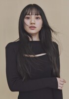 乃木坂46 5期生 写真集「あの頃、乃木坂にいた」インタビューページより川崎桜。（Photo by Sakai De Jun）