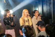 左からhana、sayo、mana。