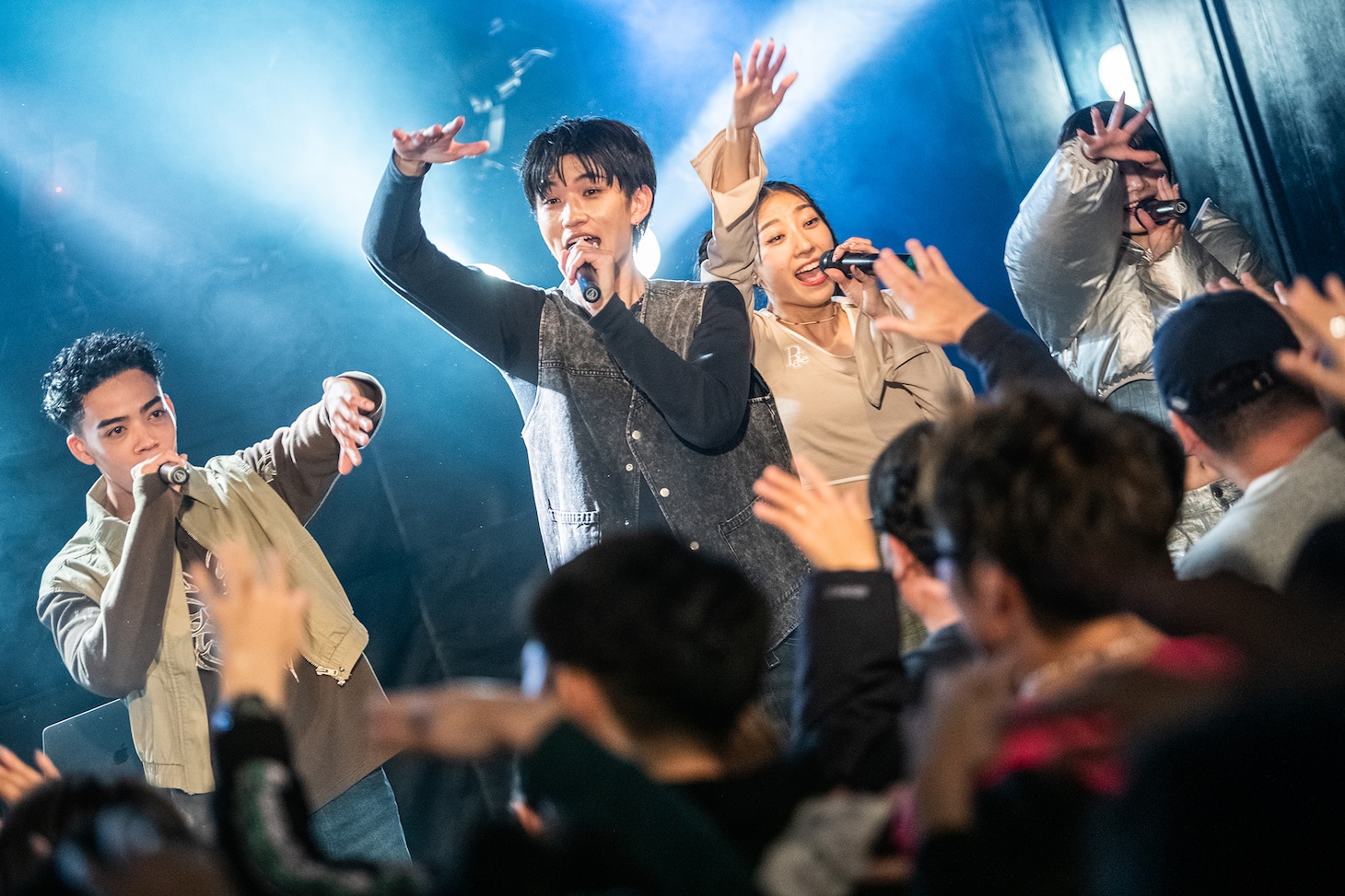 「lyrical school oneman live 2024 "1st Anniversary"」の様子。