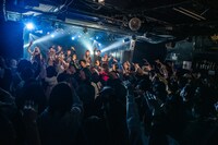 「lyrical school oneman live 2024 "1st Anniversary"」の様子。