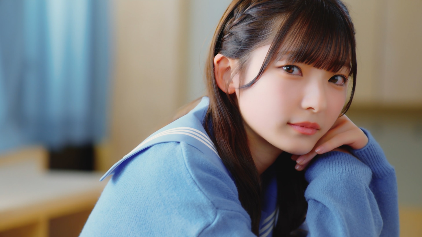 ≠ME「ラストチャンス、ラストダンス」MVより、永田詩央里。(c)YOANI/KING RECORDS