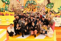 「深夜のハチミツ」集合写真 （c)フジテレビ
