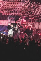 UVERworld（Photo by Shinsuke Photo by ）