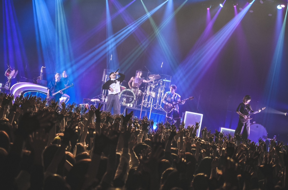 UVERworld（Photo by Shinsuke Photo by ）