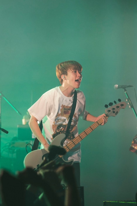 GEN（B, Vo / 04 Limited Sazabys）（撮影：ヤオタケシ）