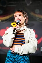 日向ハル（フィロソフィーのダンス）（撮影：音楽ナタリー編集部）