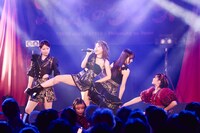 フィロソフィーのダンス（撮影：ヨシモリユウナ）