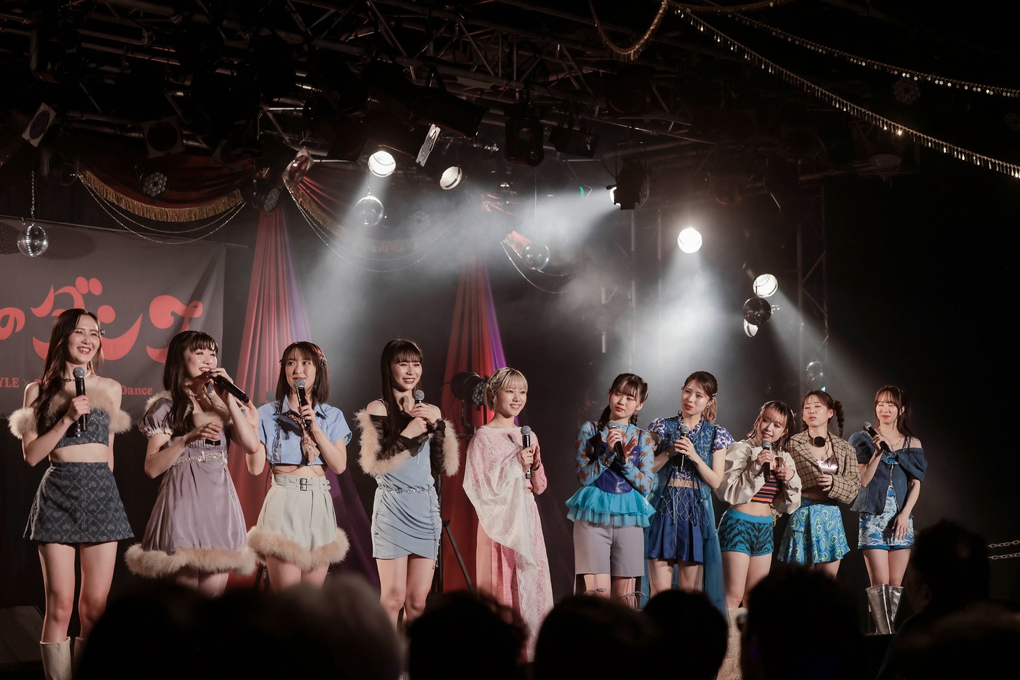 「東京のダンスIII ～東京女子流 × フィロソフィーのダンス～ byライブナタリー」の様子。（撮影：ヨシモリユウナ）