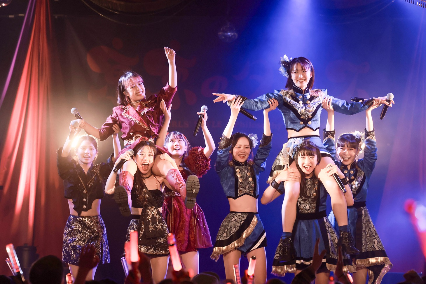 2騎の神輿で盛り上がる東京のダンス。（撮影：ヨシモリユウナ）