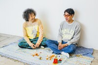 左からU-zhaan、小宮山雄飛。