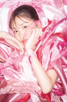 櫻井優衣の1st写真集「YUi」より。（撮影：佐藤佑一）