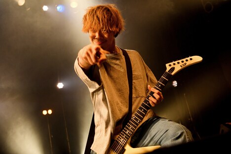 TAKUMA(Vo, G / 10-FEET)(撮影:半田安政)