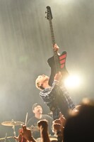 NAOKI（B, Vo / 10-FEET）（撮影：半田安政）