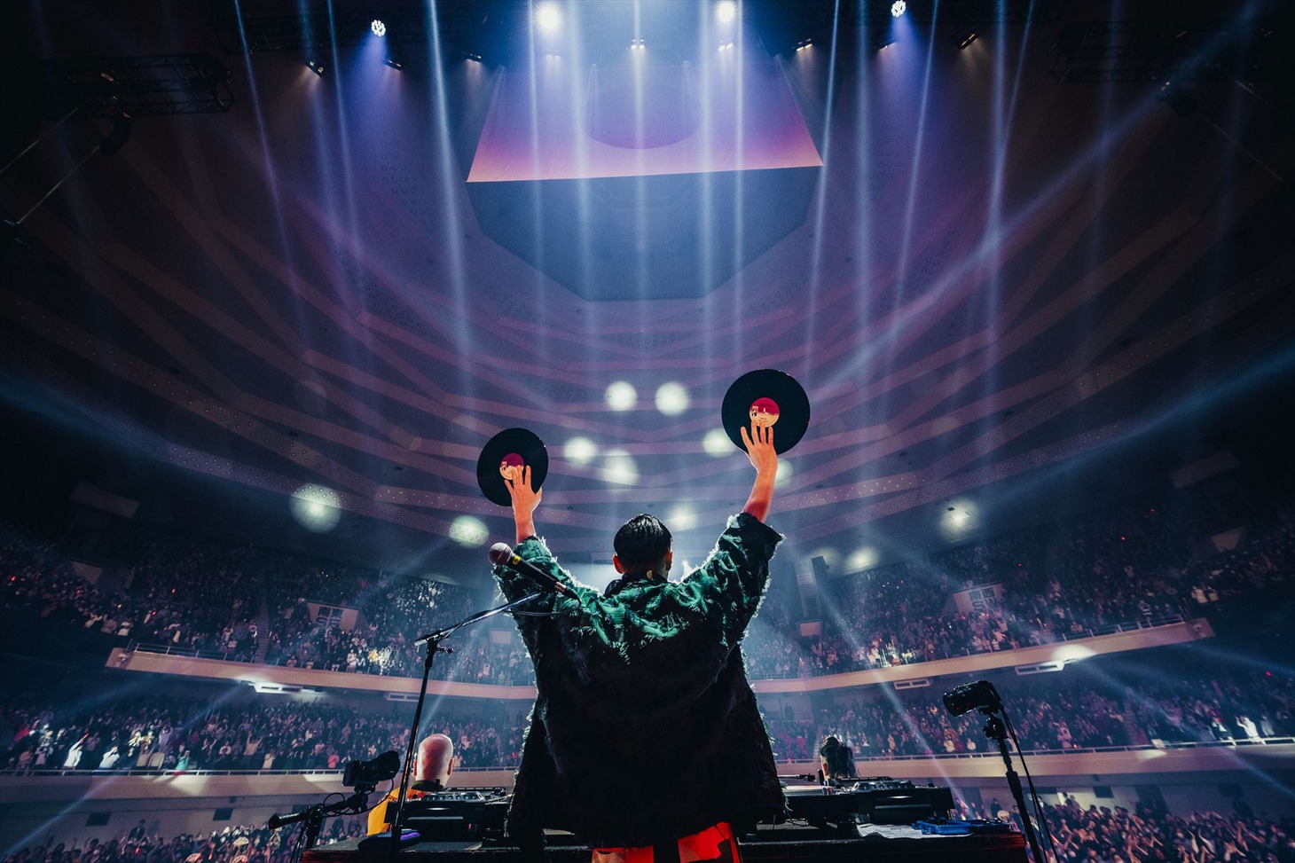 DJ JIN