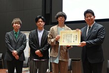 sumikaと福田紀彦氏。